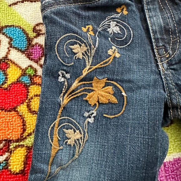 Diesel Baby girls 🧒 flare jean. - Picture 3 of 6